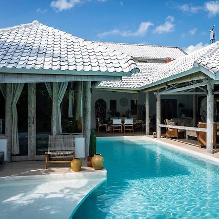 Cocowhite Villa Seminyak Exterior foto