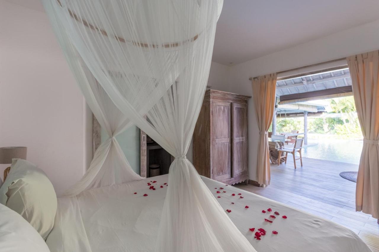 Cocowhite Villa Seminyak Exterior foto