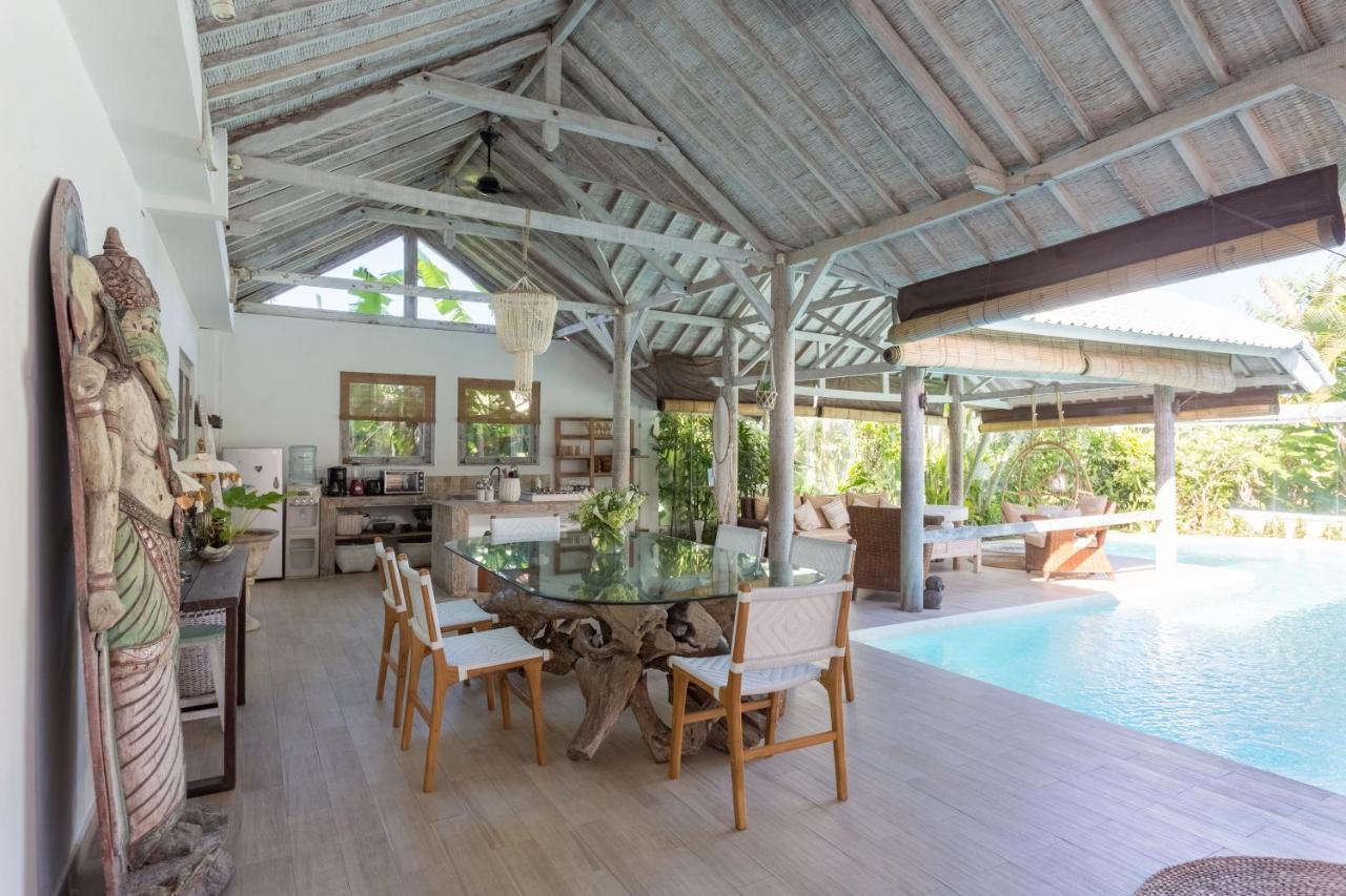 Cocowhite Villa Seminyak Exterior foto