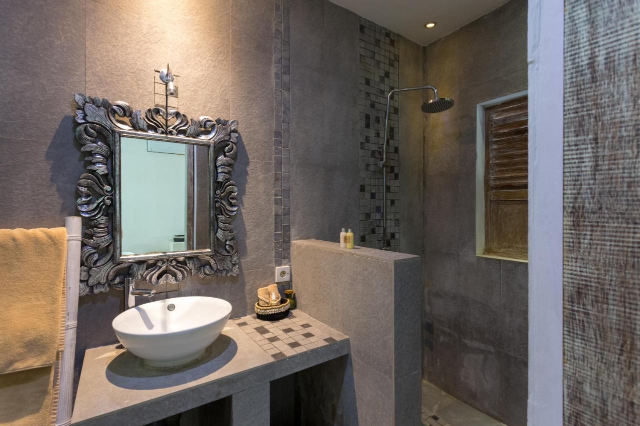 Cocowhite Villa Seminyak Exterior foto
