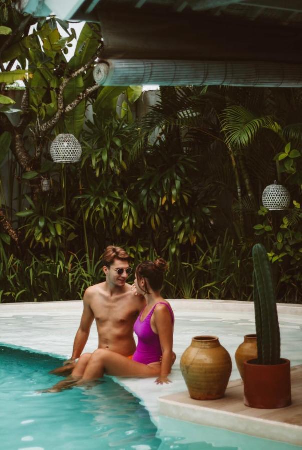 Cocowhite Villa Seminyak Exterior foto