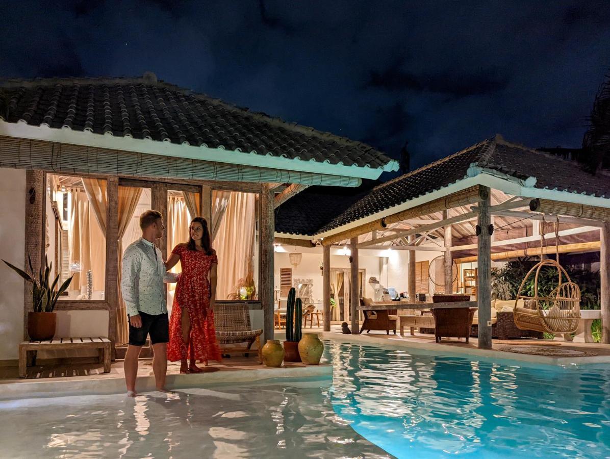 Cocowhite Villa Seminyak Exterior foto